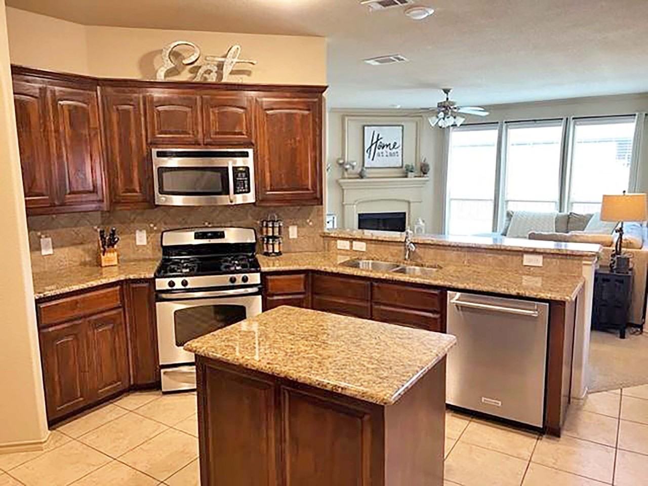 2225 Laurel Forest Dr - Photo 2 of 23