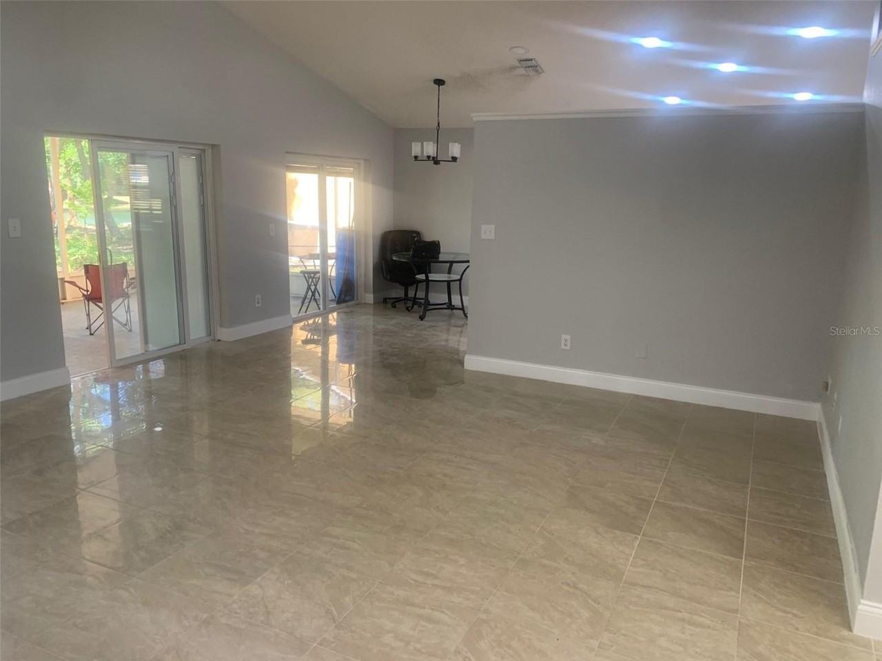 1658 Riveredge Rd - Photo 5 of 10