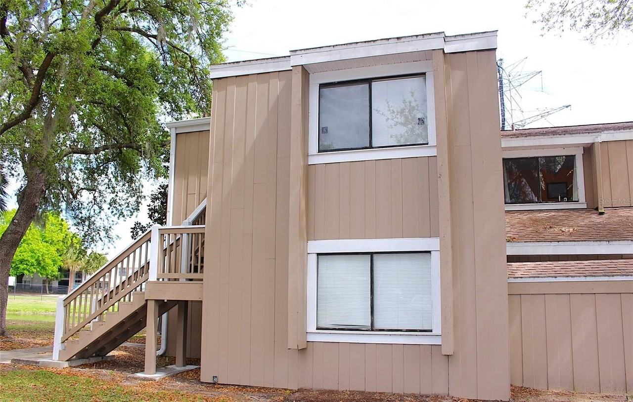 5083 Eaglesmere Dr - Photo 3 of 31