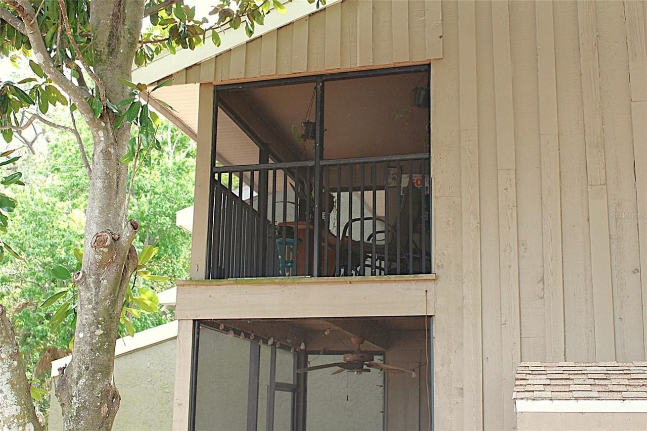 5083 Eaglesmere Dr - Photo 4 of 31