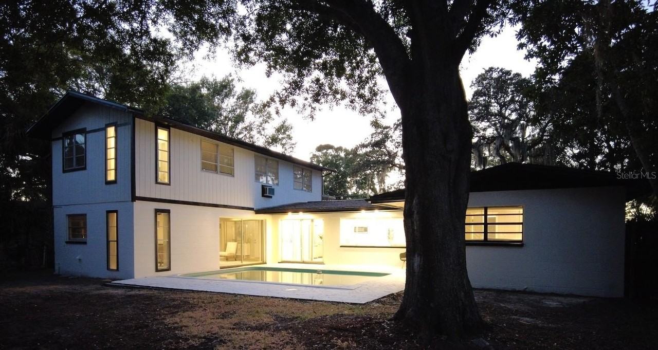 405 Shore Dr E - Photo 2 of 50