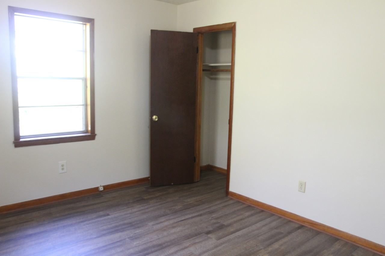 924 W Residence Ave #1 - Photo 6 of 7