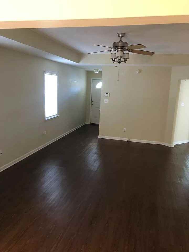 3000 Ginny Dr - Photo 3 of 5