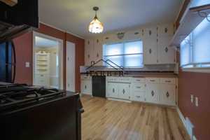 featured image of 1350 2nd St Nw