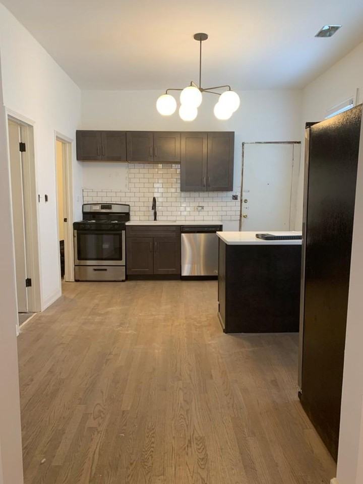 1401 N Oakley - Photo 7 of 11