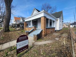 featured image of 1018 6th Ave