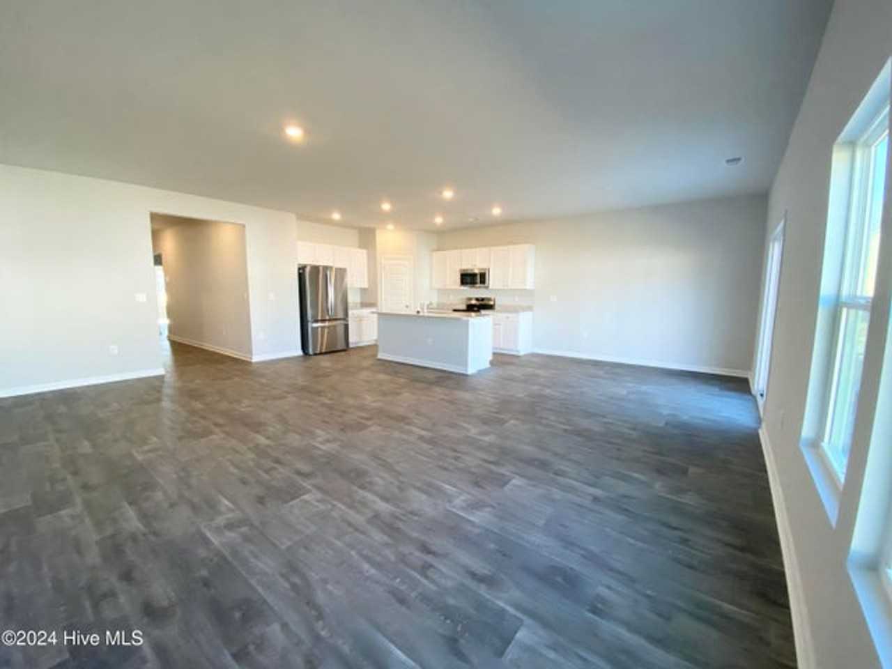 1052 Silverfish Pl Nw - Photo 3 of 27