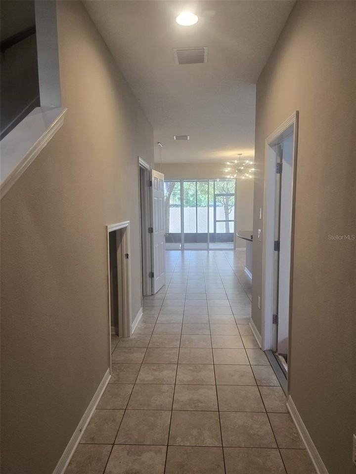 6978 Holly Heath Dr - Photo 5 of 37