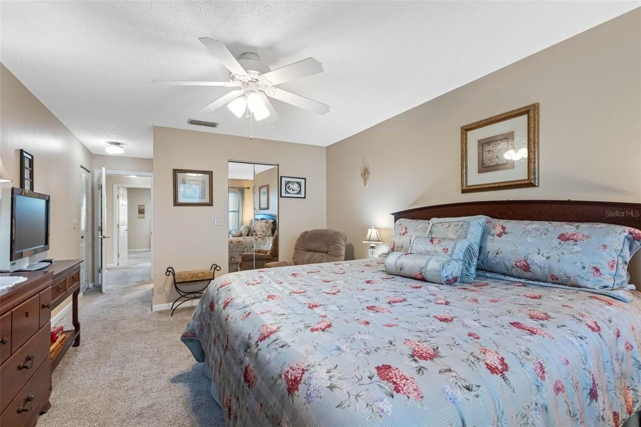 5970 80th St N #411 - Photo 6 of 46