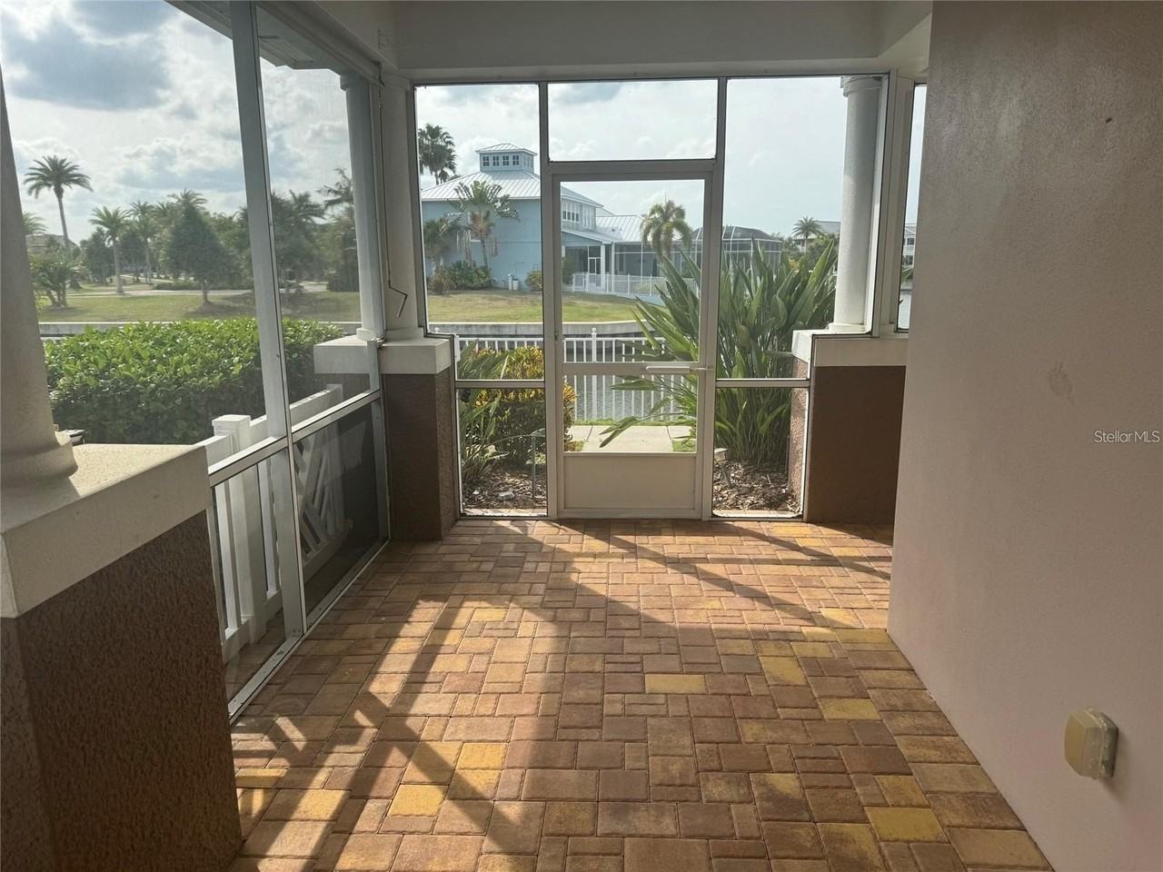 5714 Tides Pl - Photo 4 of 30