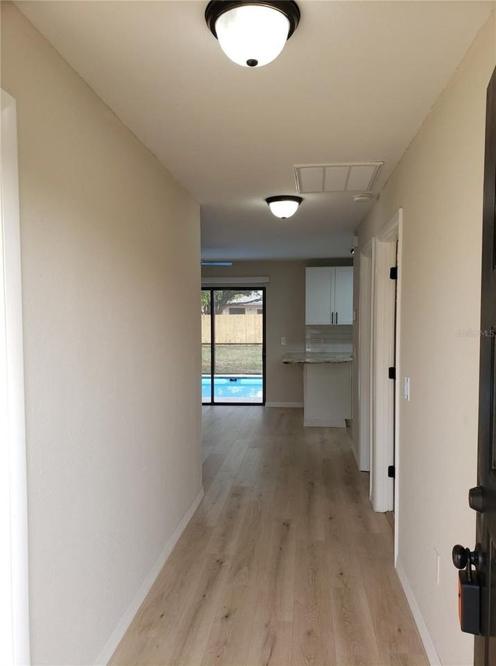 4284 Everett Ave - Photo 2 of 26