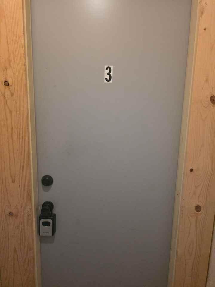 536 E Center St - Photo 3 of 14