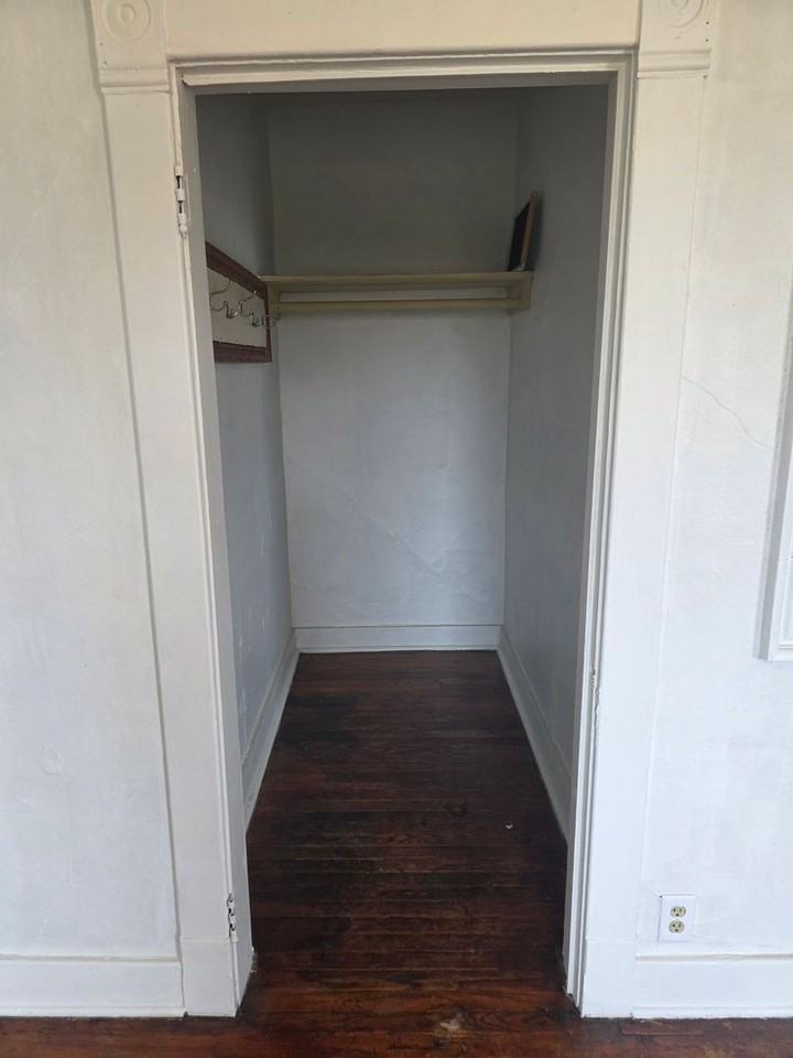 536 E Center St - Photo 6 of 14