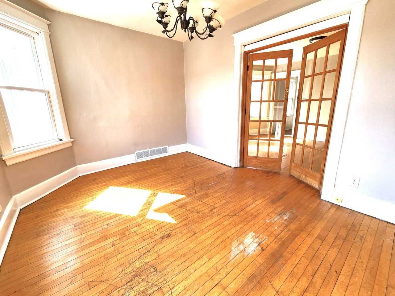 3027 N Holton St - Photo 5 of 15