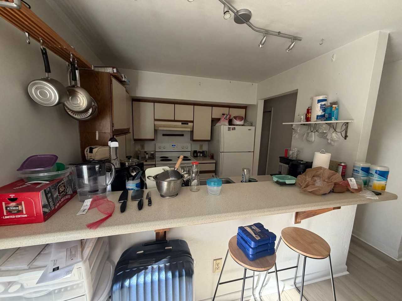 802 Claytor Sq - Photo 2 of 8