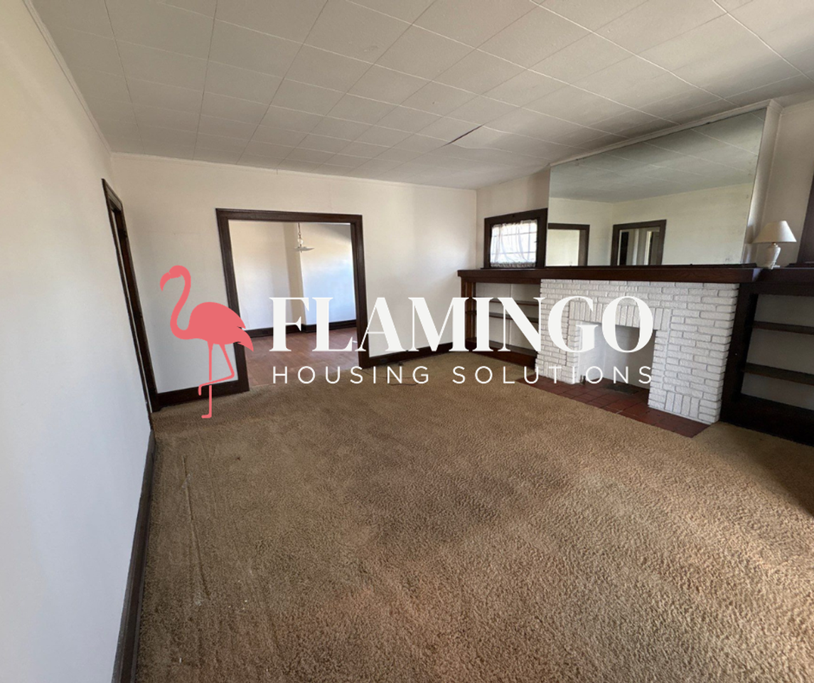 202 Kenwood Ave - Photo 3 of 32