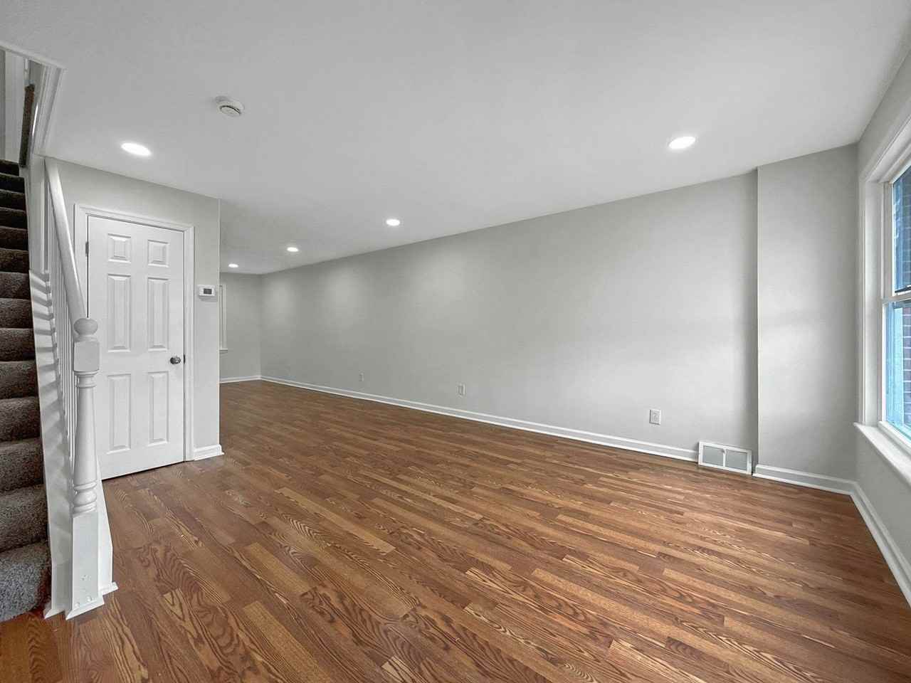 988 Dalton Ave - Photo 2 of 26