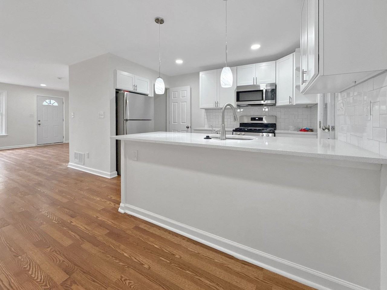 988 Dalton Ave - Photo 5 of 26