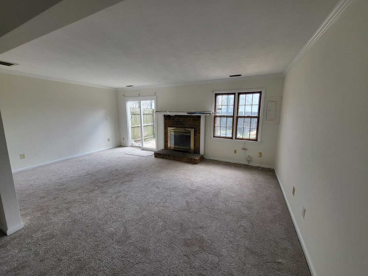 5533 Old Guard Cres - Photo 6 of 11