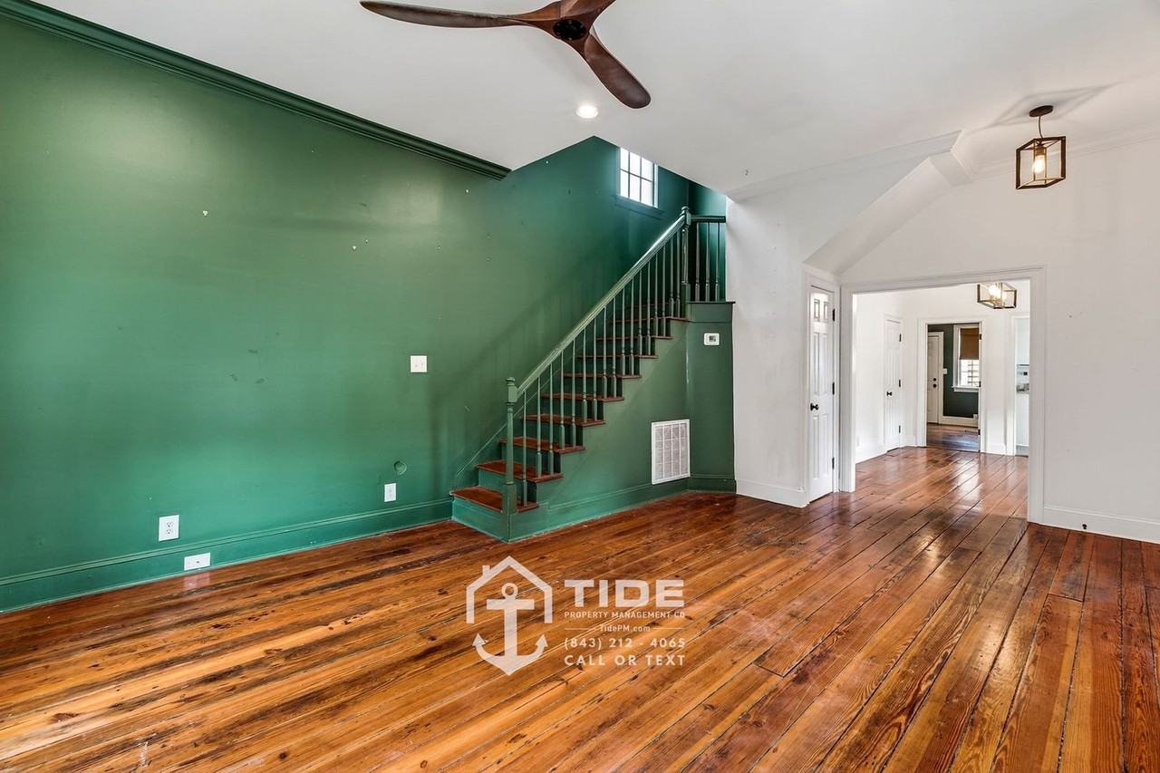 148 Coming St - Photo 7 of 42