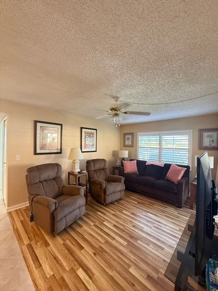6120 Whiskey Creek Dr - Photo 2 of 8