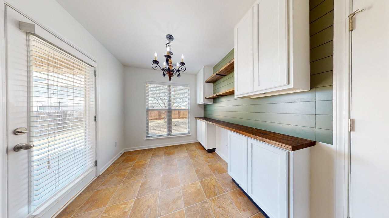 2704 Matsu Ln - Photo 5 of 12