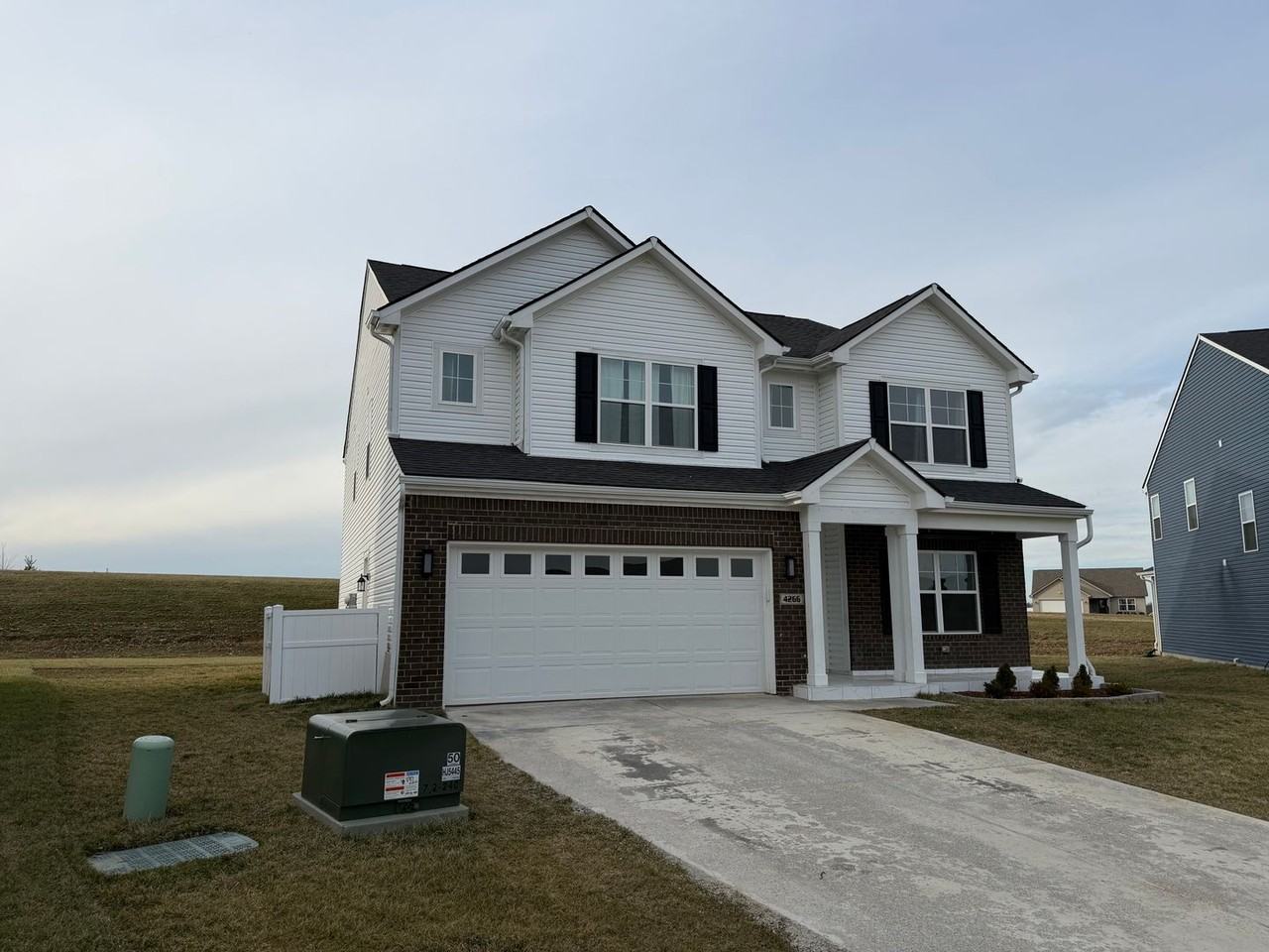 4266 Tingle Dr - Photo 2 of 30
