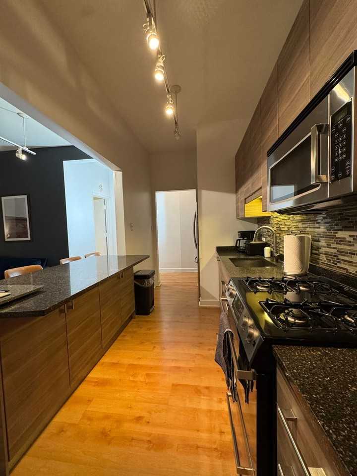 1 E Huron St - Photo 7 of 24