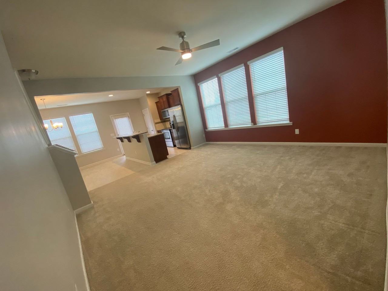 35 S Grey Abbey Dr - Photo 6 of 25