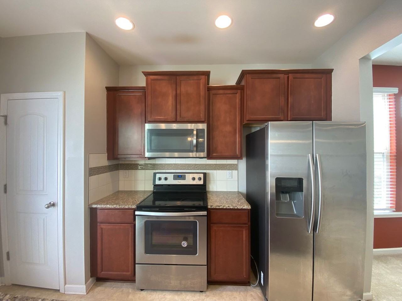 35 S Grey Abbey Dr - Photo 7 of 25