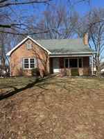 featured image of 204 S 7th St