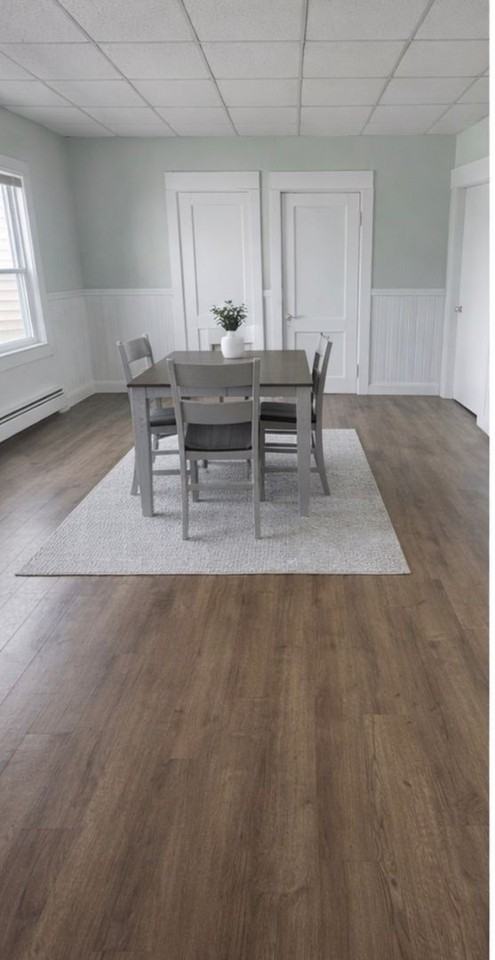 162 Riverside St - Photo 2 of 8