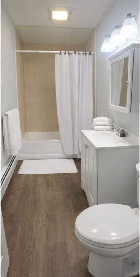 162 Riverside St - Photo 3 of 8