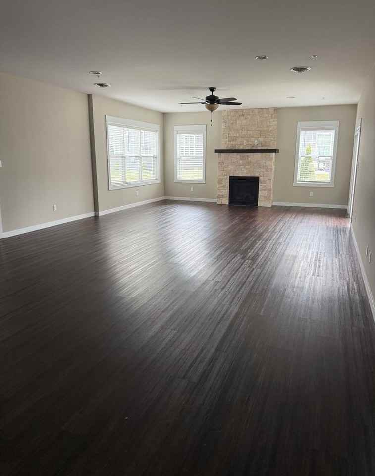 122 Cardinal Dr - Photo 7 of 29