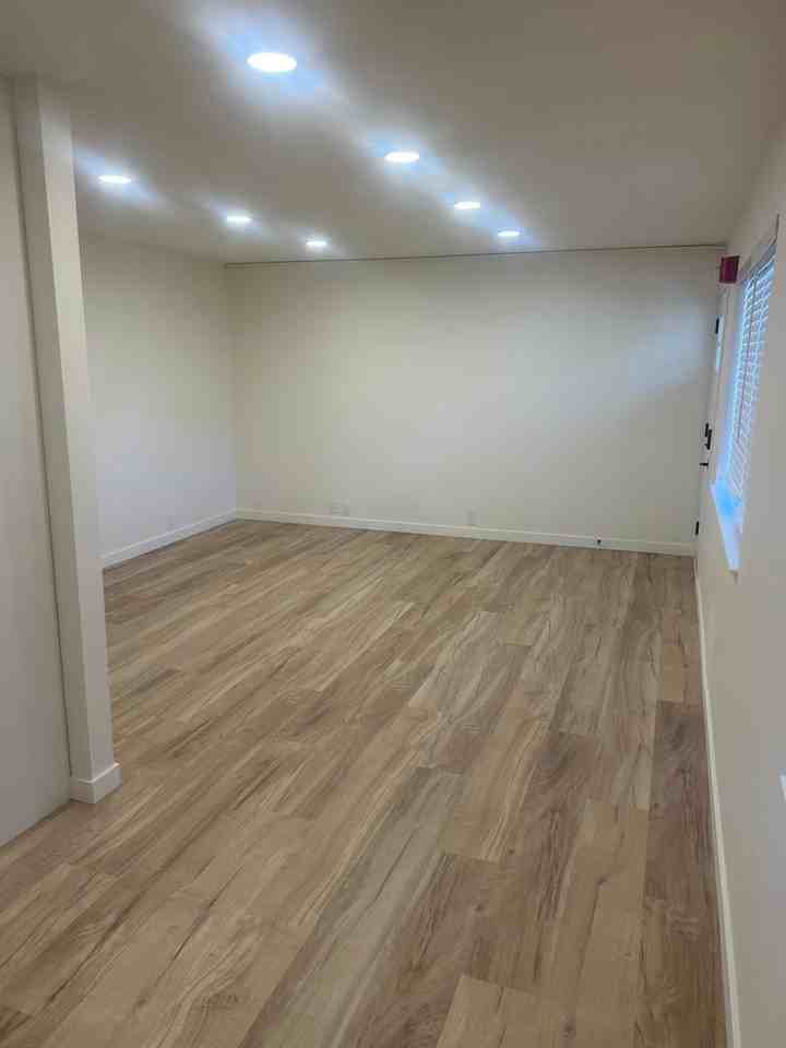 1610 Milvia Street - Photo 4 of 8