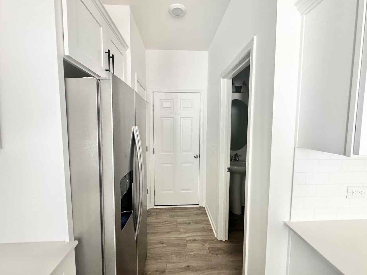 1354 Stork Dr - Photo 4 of 17