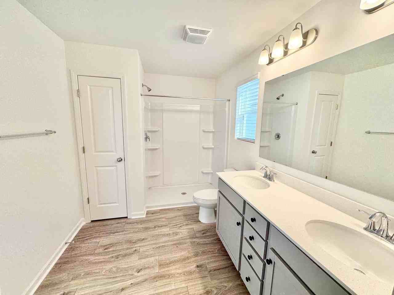 1354 Stork Dr - Photo 7 of 17