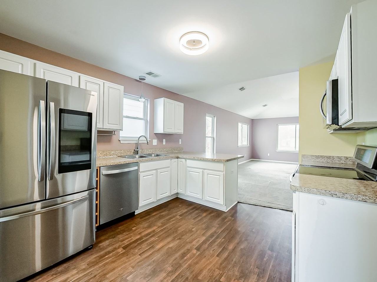 3079 Grove St - Photo 7 of 25