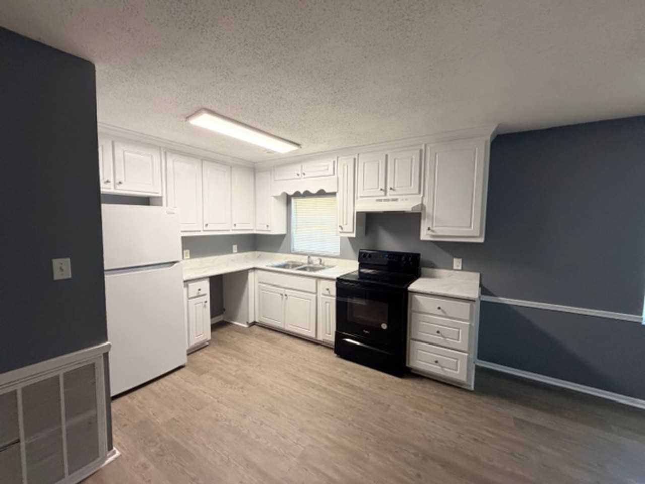 2620 Cumberland Dr - Photo 3 of 16
