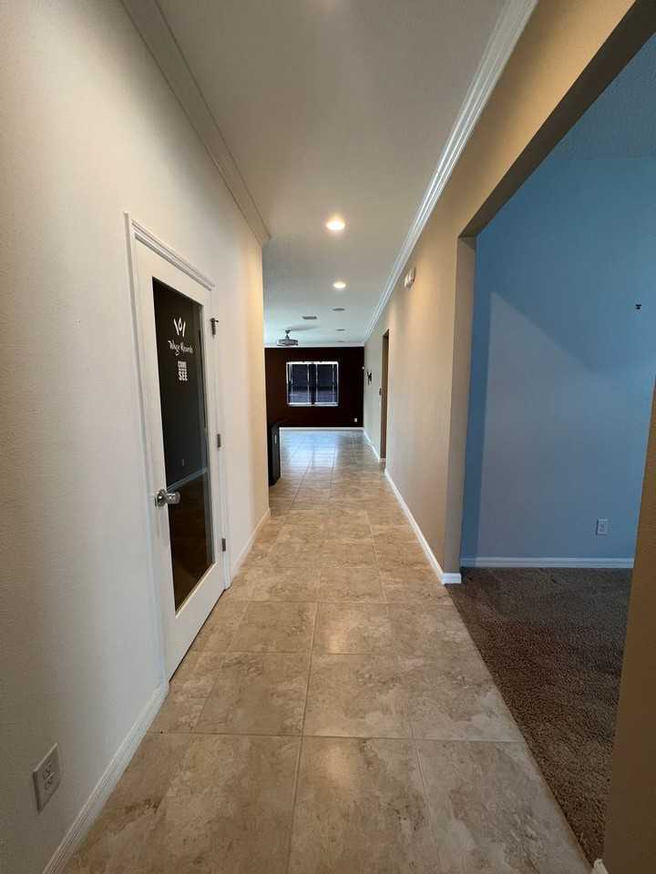 2070 Sola Vista Ave - Photo 5 of 29