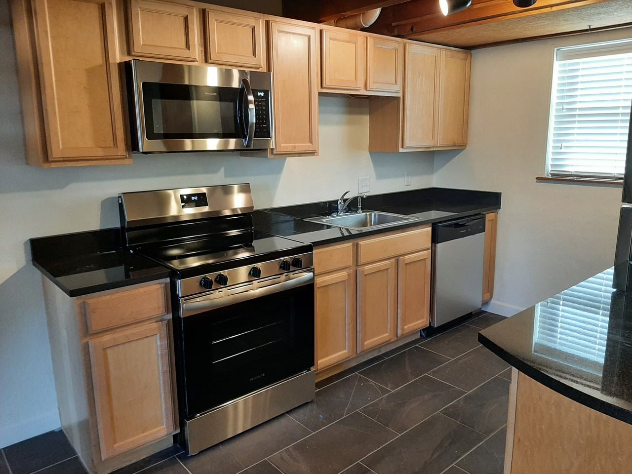 123 W Virginia Ave #8 - Photo 3 of 7