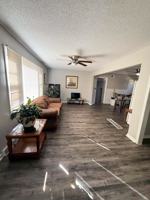 featured image of E 55th St