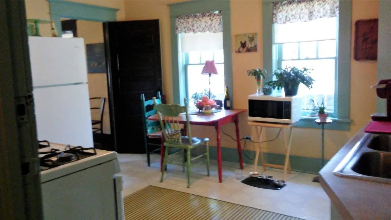 1701 Sylvester Rd #1 - Photo 4 of 20