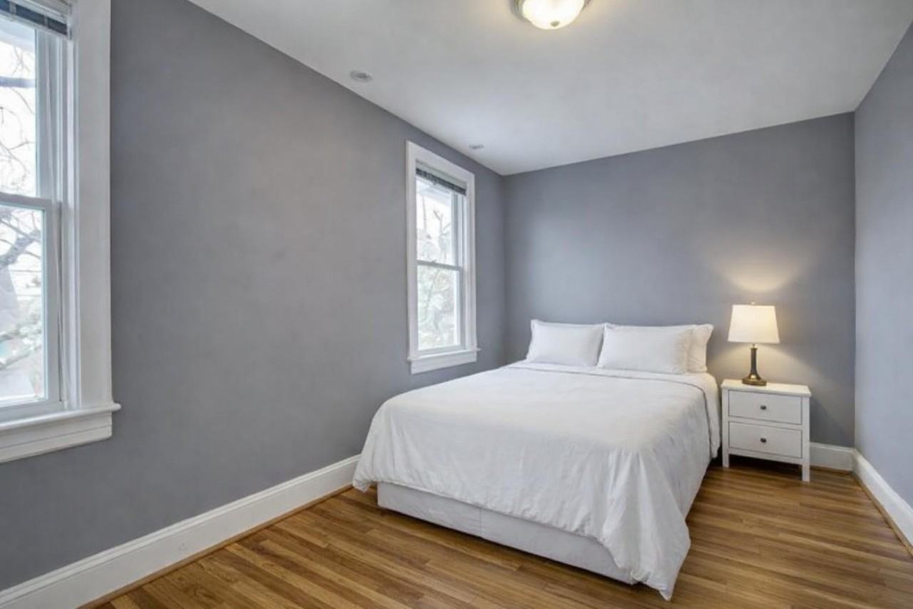 Fern Pl Nw - Photo 2 of 5