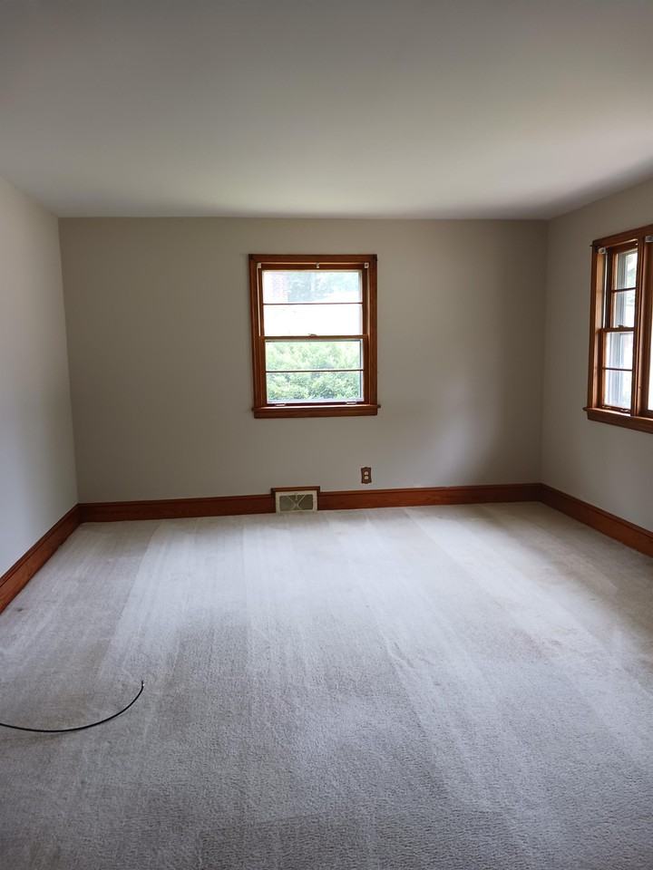 127 Vinton Pl #1 - Photo 4 of 7