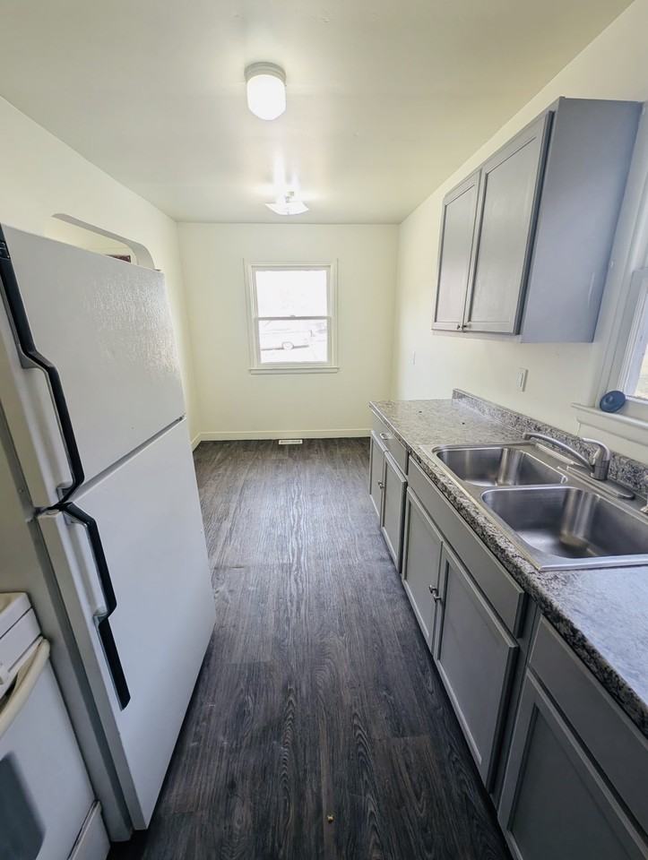 2513 Lester Ct #2513 - Photo 3 of 8