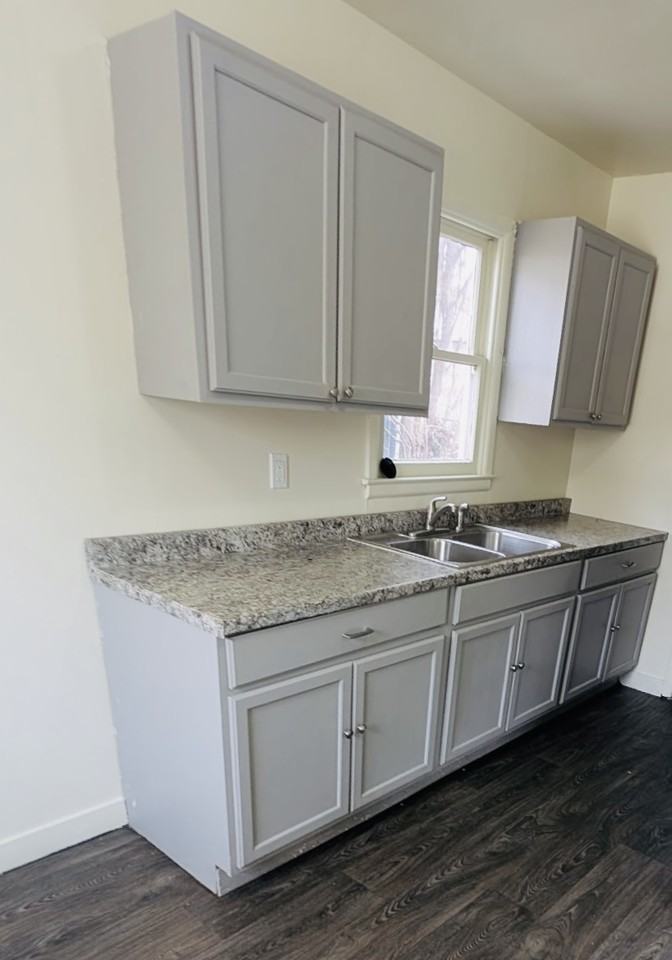 2513 Lester Ct #2513 - Photo 4 of 8