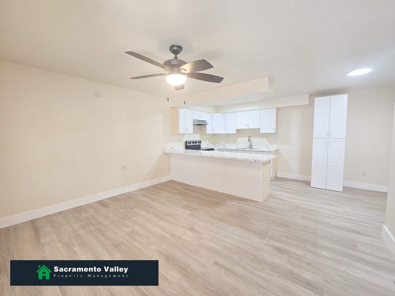 4261 Sweetwater Ave #3 - Photo 4 of 14