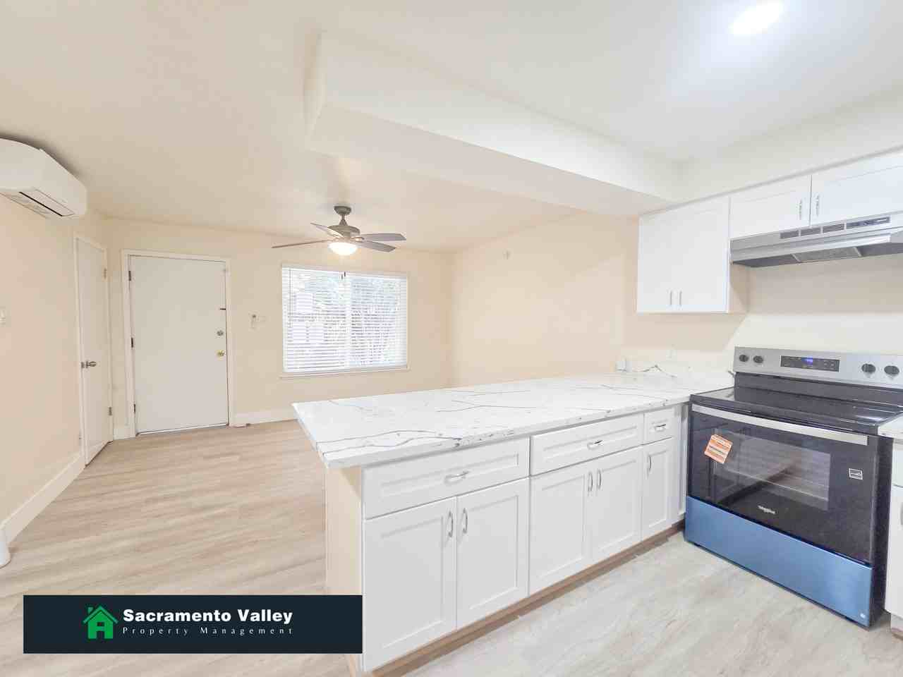 4261 Sweetwater Ave #3 - Photo 7 of 14