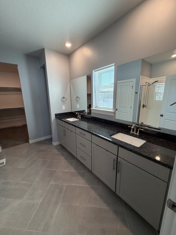 194 W Sugarbowl Cir - Photo 6 of 45